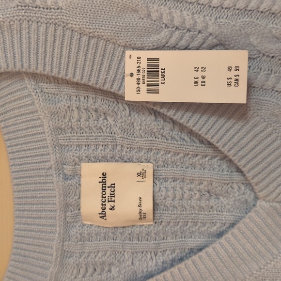 Abercrombie & Fitch Tops - NWT Abercrombie and Fitch Cropped V-Neck Sweater Vest light blue XL